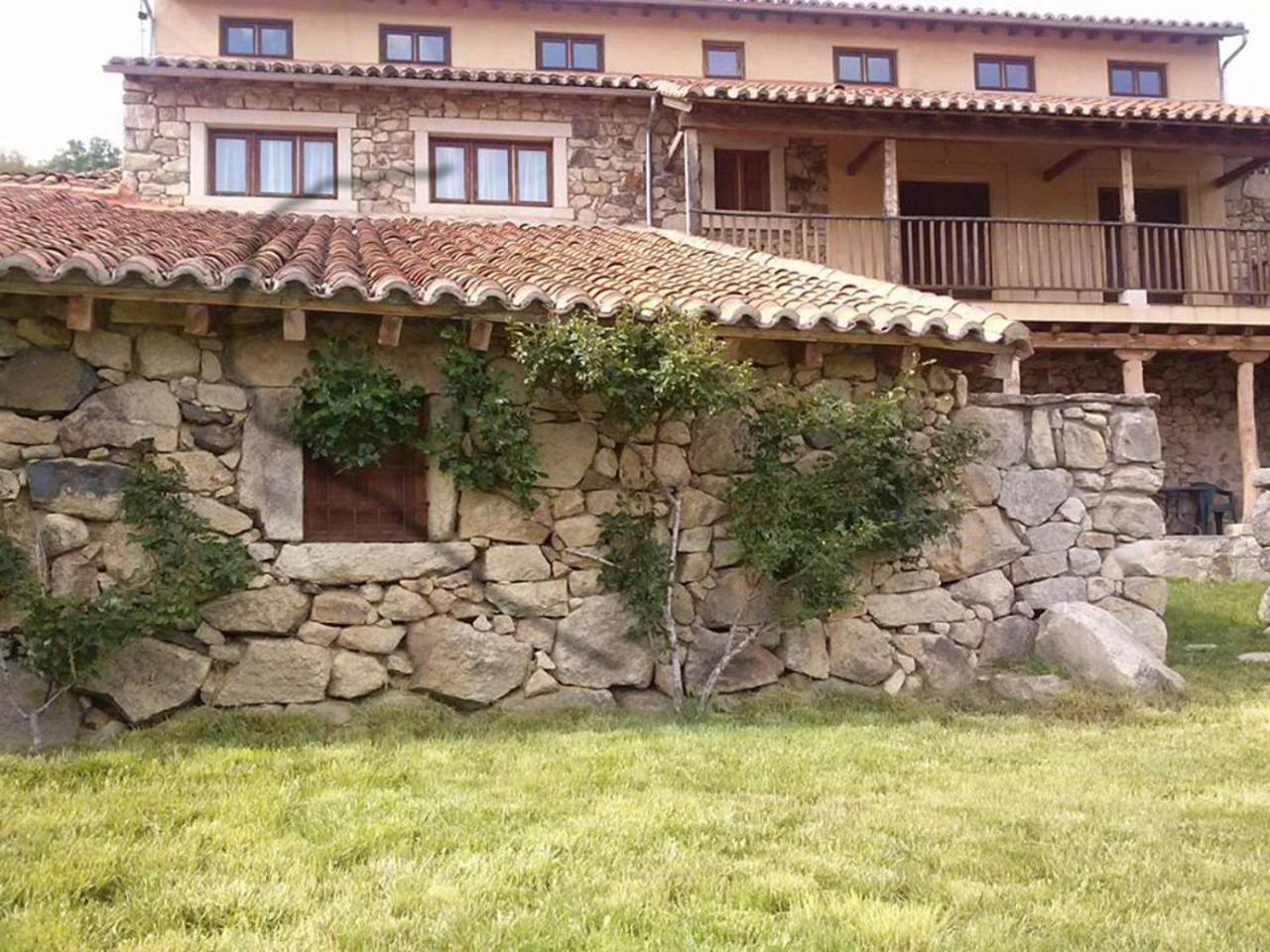 Casa Rural La Tablilla Y La Terraza Navalperal de Tormes Luaran gambar